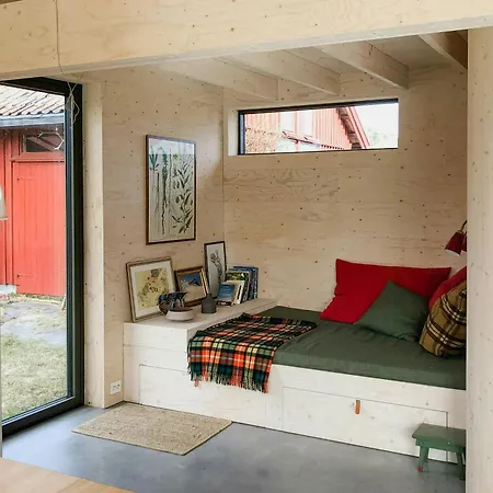 Feriehus Architect-designed Near Centre Grimstad (Aust-Agder)