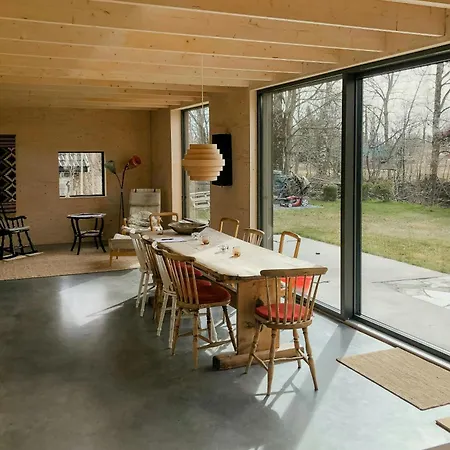 Feriehus Architect-designed Near Centre *