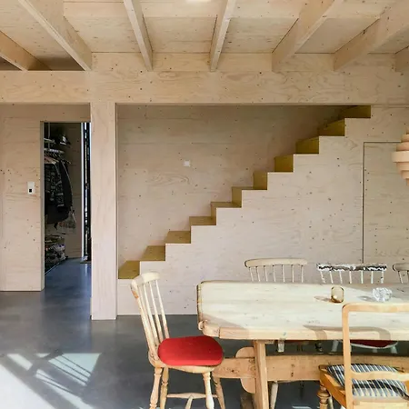 Feriehus Architect-designed Near Centre Grimstad (Aust-Agder)