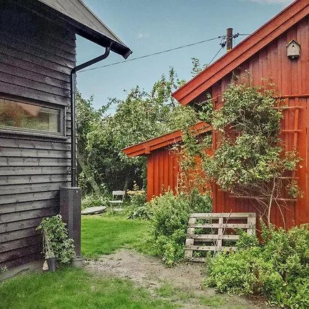 Architect-designed Near Centre Feriehus Grimstad (Aust-Agder)